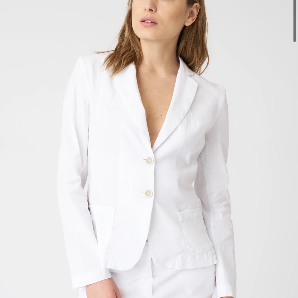 120% LINO linen blazer
